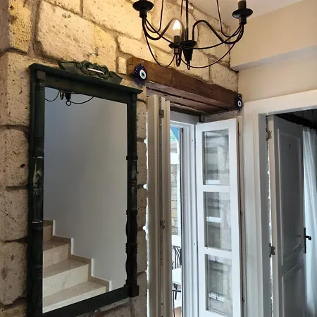 Kervan Yazguelue Hotel Çeşme