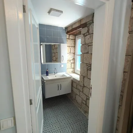 Kervan Yazguelue Çeşme